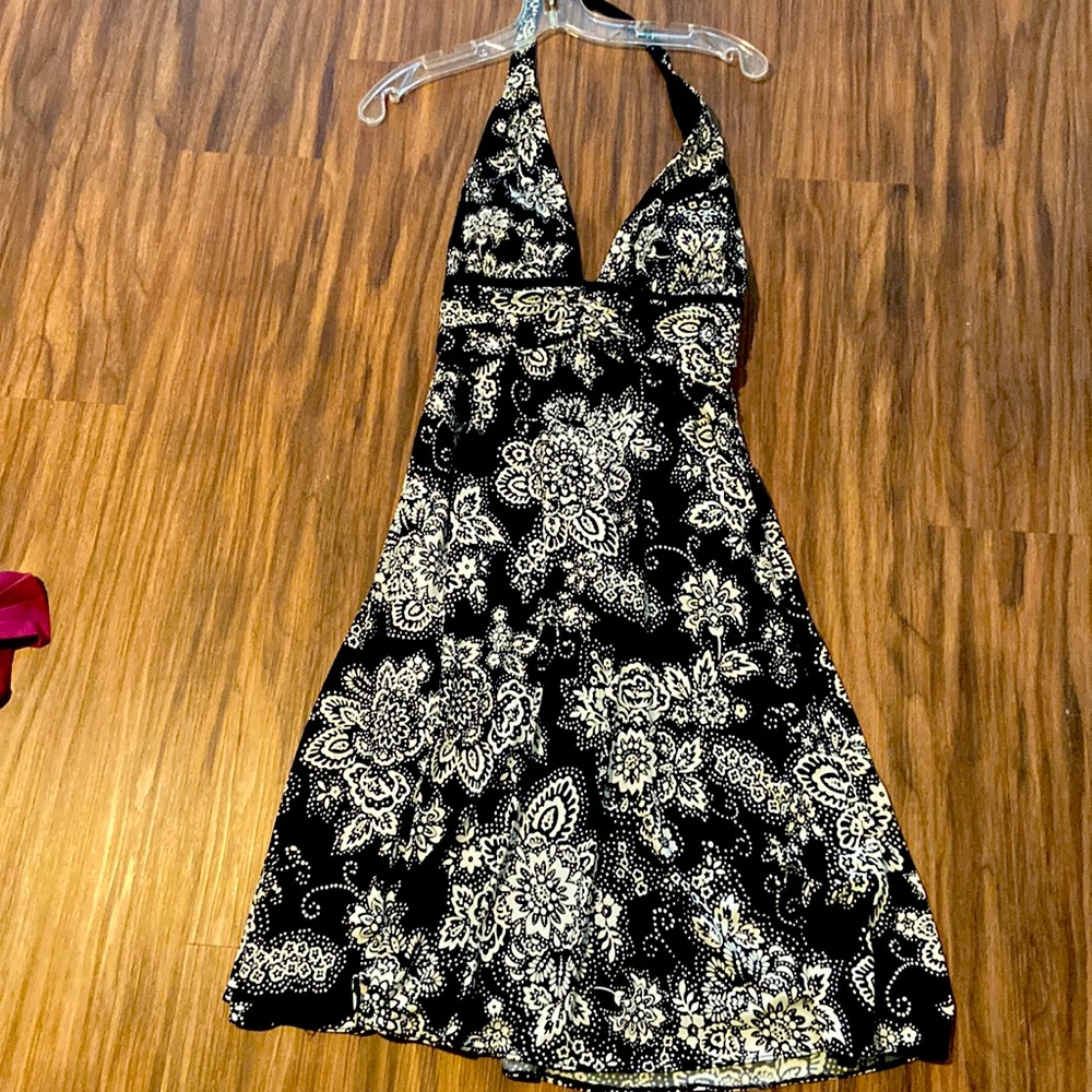 Black and White Dress Size 2